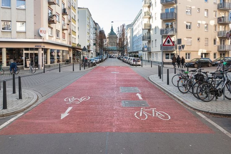 21-08-02 Farhradstraße