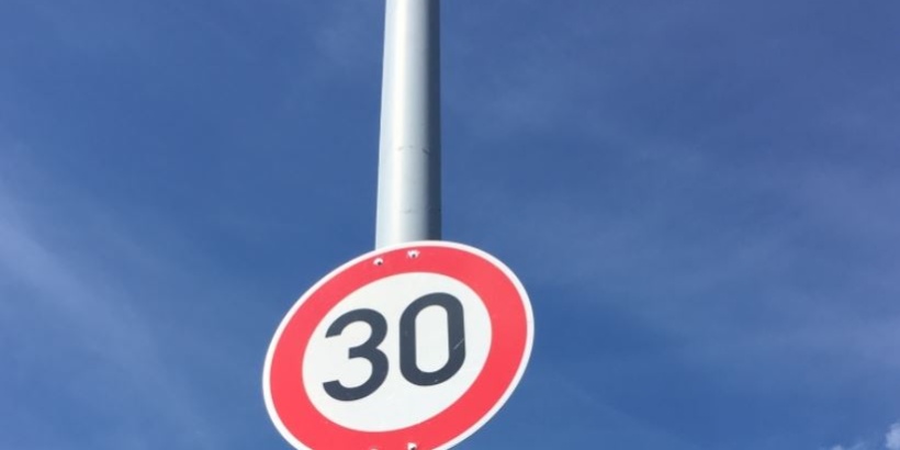 22-07-05 30er Schild